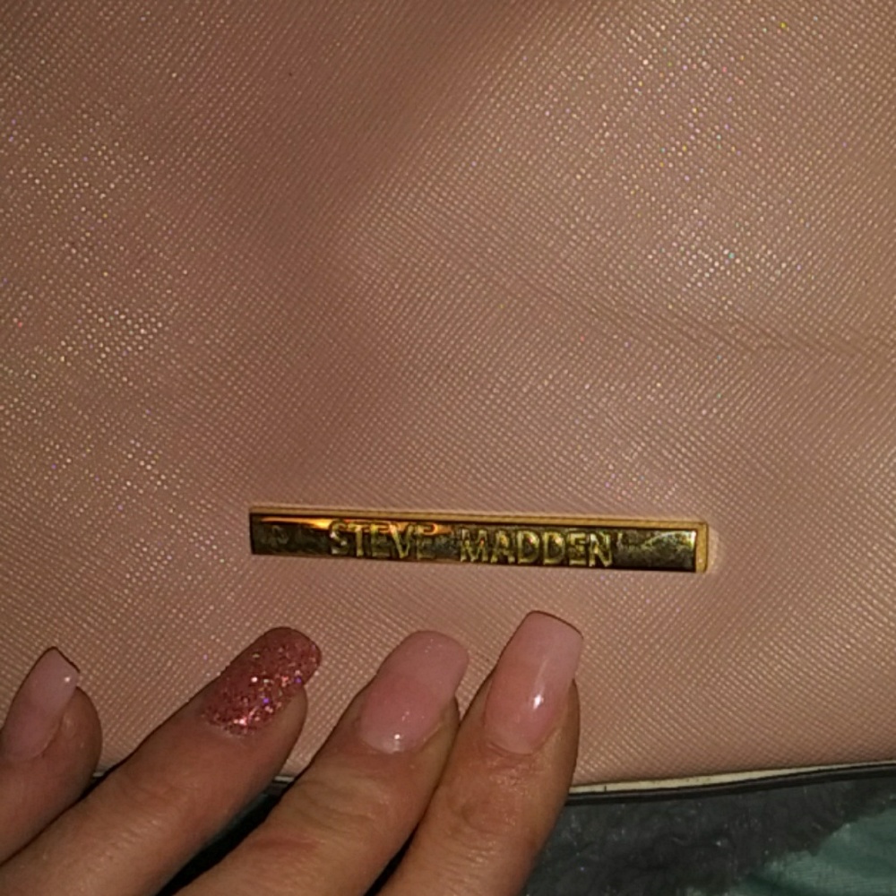 Purse - Picture 2 of 4